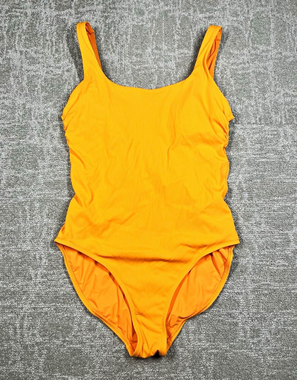 Athleta Cloudbreak Orange Ribbed Scoop Back One Piece Swimsuit Size M